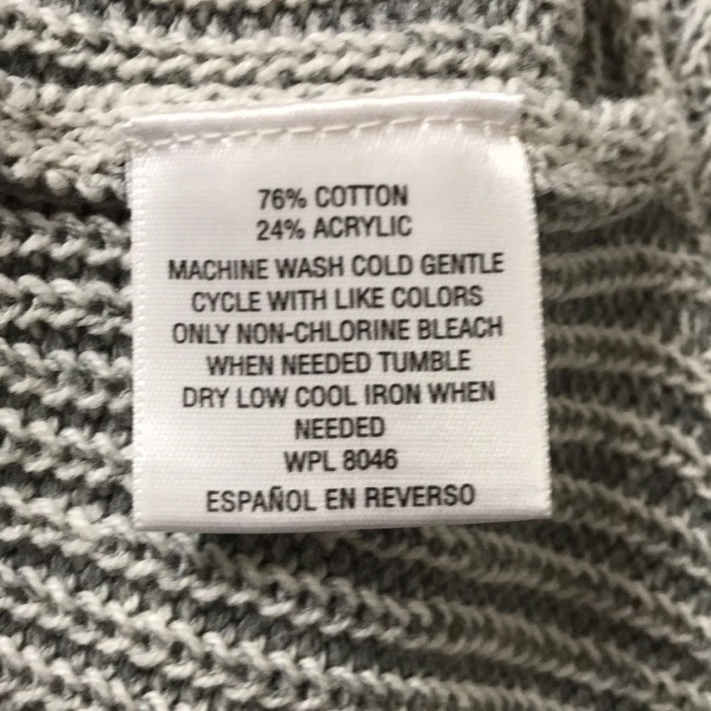 Open Shoulder Sweater - Picture 6 of 6